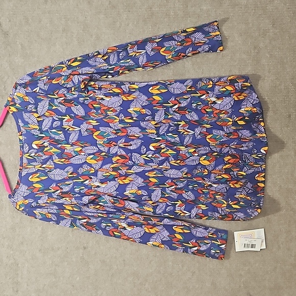 LuLaRoe Lynnae small Long Sleeve T-Shirt - Picture 4 of 5